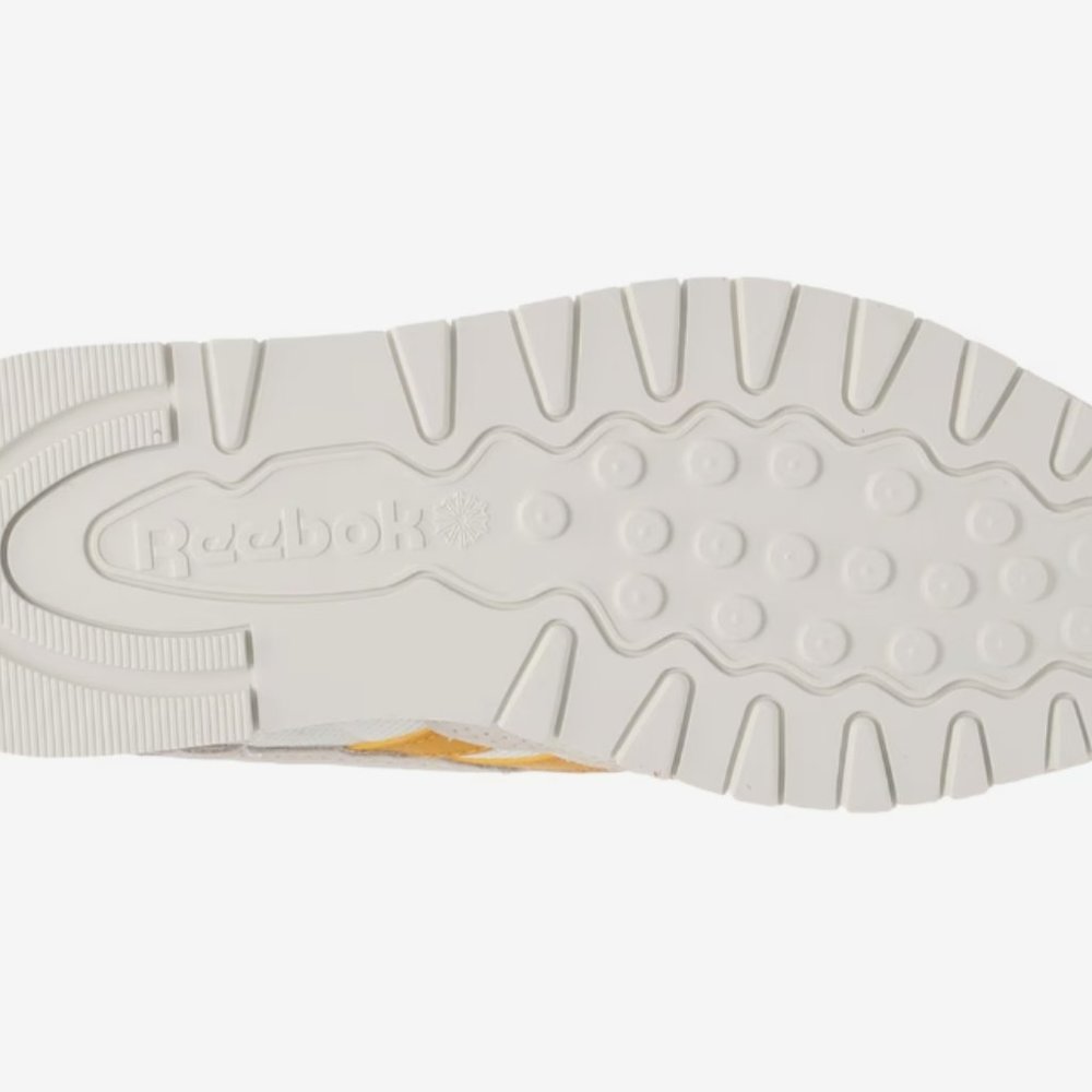 Reebok-Classic Leather Sneaker - Women's NWT size 8.5 - Picture 4 of 4